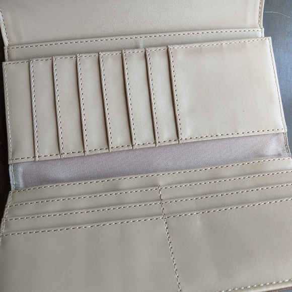 Calvin Klein Brown Leather Wallet - Picture 4 of 5